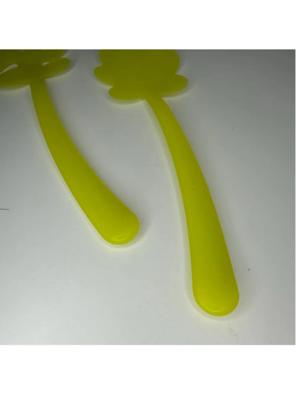 Vintage Washington Mutual Yellow Flower Shaped Salad Tongs Cooking Utensils